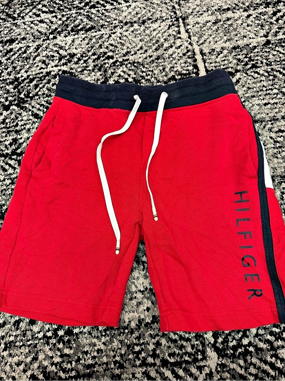 Tommy Hilfiger Boys Size 7 Red & Blue Shorts